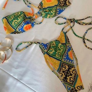 Multi color pattern bikini